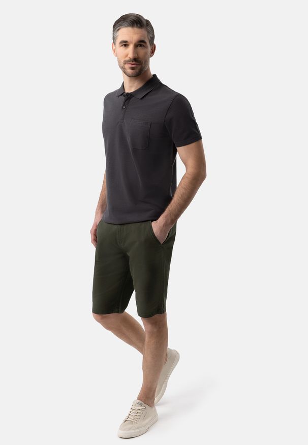 Volcano - Lniane szorty, Regular Fit, P-GOUDS. Materiał: len. Długość: krótkie. Styl: klasyczny