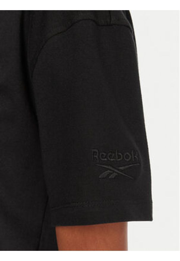 Reebok T-Shirt RK25319CCW Czarny Regular Fit. Kolor: czarny. Materiał: bawełna