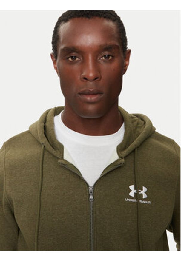 Under Armour Bluza Essential Fleece 1373881 Zielony Regular Fit. Kolor: zielony. Materiał: bawełna
