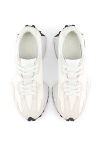 Buty damskie New Balance W3271UO – beżowe. Okazja: na co dzień. Kolor: beżowy. Materiał: zamsz, guma, dresówka. Szerokość cholewki: normalna. Sezon: wiosna #6