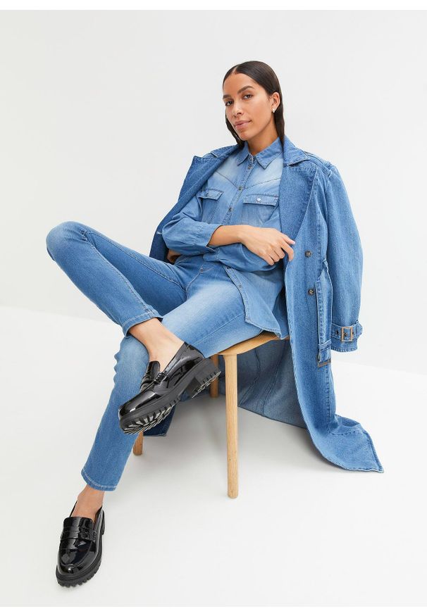 bonprix - Dżinsy Skinny mid waist, z wygodnym paskiem. Kolor: niebieski