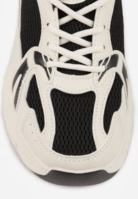 Born2be - Beżowo-Czarne Sneakersy Vices na Grubej Podeszwie z Tłoczeniami Nativine. Okazja: na co dzień. Kolor: beżowy. Materiał: jeans #4