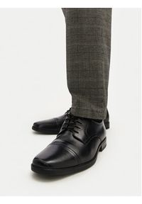 Clarks Półbuty Howard Cap 261620127 Czarny. Kolor: czarny. Materiał: skóra #2