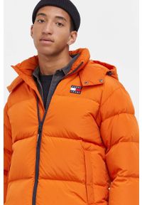 Tommy Jeans kurtka puchowa męska kolor pomarańczowy zimowa. Kolor: pomarańczowy. Materiał: puch. Sezon: zima #5