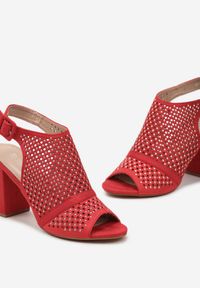 Renee - Czerwone Sandały Appima. Nosek buta: okrągły. Zapięcie: pasek. Kolor: czerwony. Materiał: materiał. Wzór: jednolity, aplikacja. Obcas: na słupku. Styl: boho #5