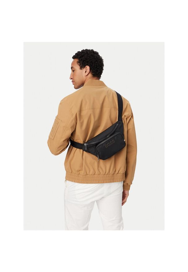 Nerka BOSS. Kolor: czarny