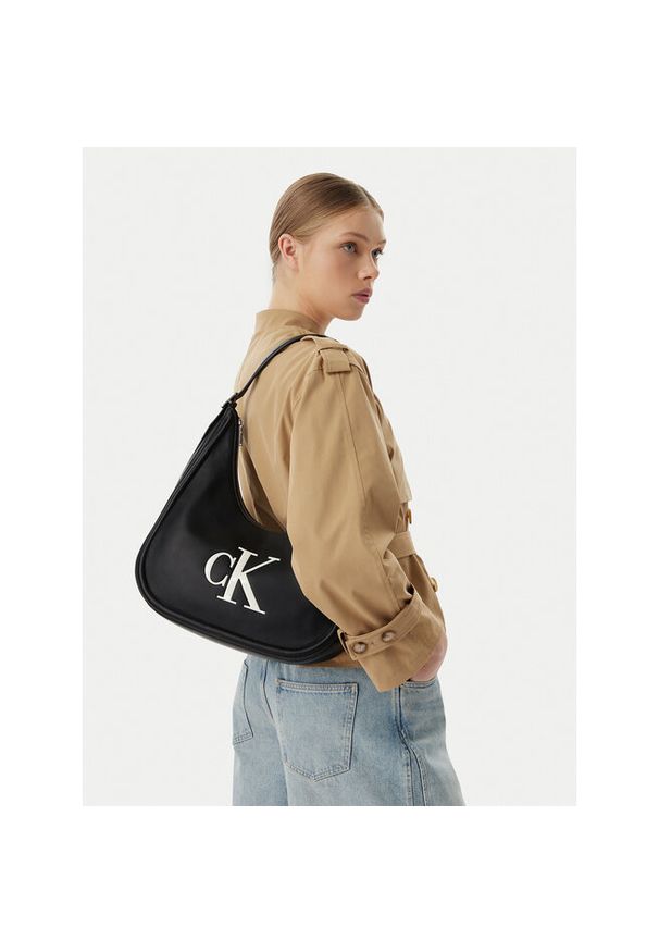 Torebka Calvin Klein. Kolor: czarny