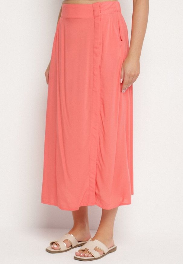 Born2be - Pomarańczowa Spódnica z Wiskozy o Rozkloszowanym Kroju Galinelle. Okazja: na co dzień. Kolor: pomarańczowy. Materiał: wiskoza. Styl: casual, elegancki