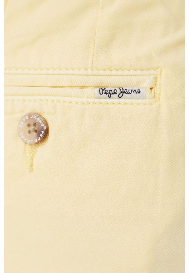 Pepe Jeans szorty bawełniane BALBOA SHORT damskie kolor żółty gładkie medium waist. Okazja: na co dzień. Kolor: żółty. Materiał: bawełna. Wzór: gładki. Styl: casual
