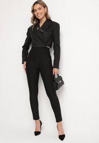Born2be - Czarne Spodnie o Dopasowanym Kroju z Gumką w Talii i Kieszeniami Rizenna. Okazja: na co dzień. Kolor: czarny. Styl: klasyczny, elegancki, casual #4