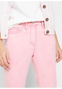 bonprix - "Spodnie twillowe w krótszej długości, z efektem ""used look""". Kolor: różowy. Długość: krótkie #3