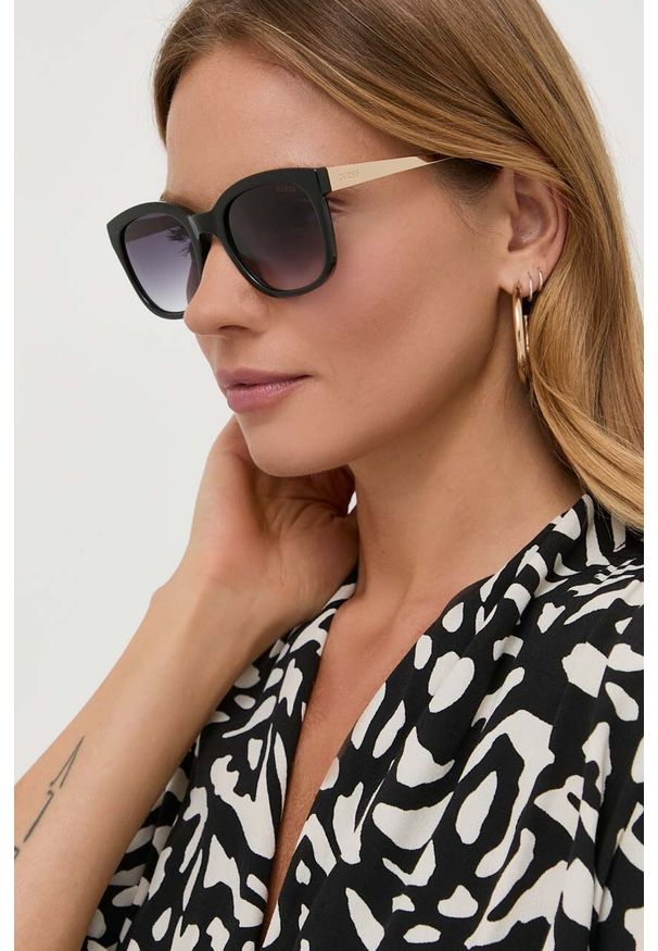 Guess okulary przeciwsłoneczne damskie kolor czarny. Kolor: czarny