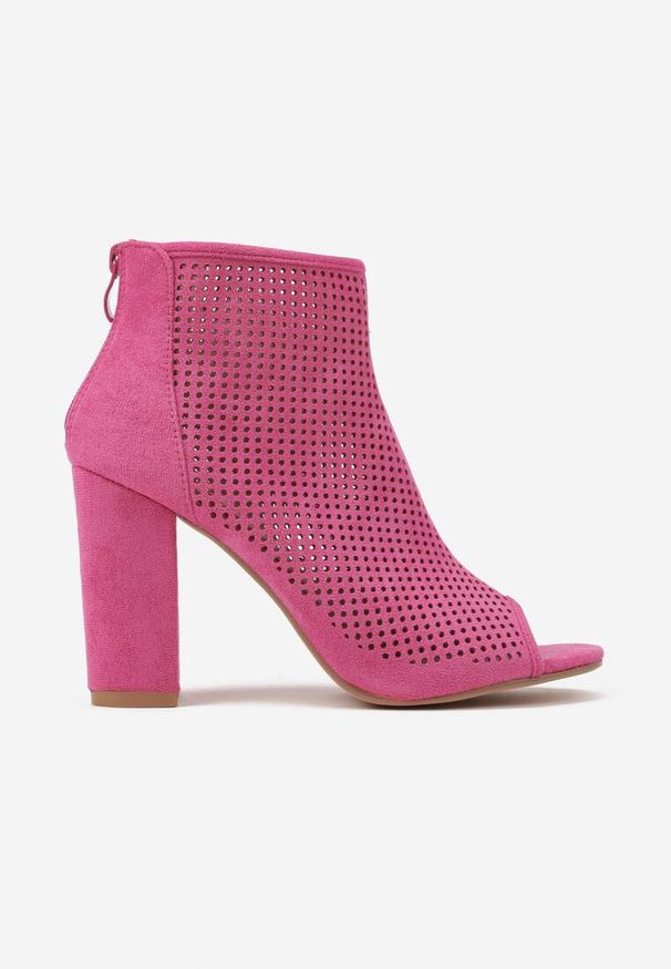 Born2be - Fuksjowe Sandały Vices z Ekozamszu na Obcasie Zdobione Ażurowymi Wycięciami Jeliri. Nosek buta: otwarty. Kolor: różowy. Wzór: ażurowy, aplikacja. Obcas: na obcasie. Wysokość obcasa: średni