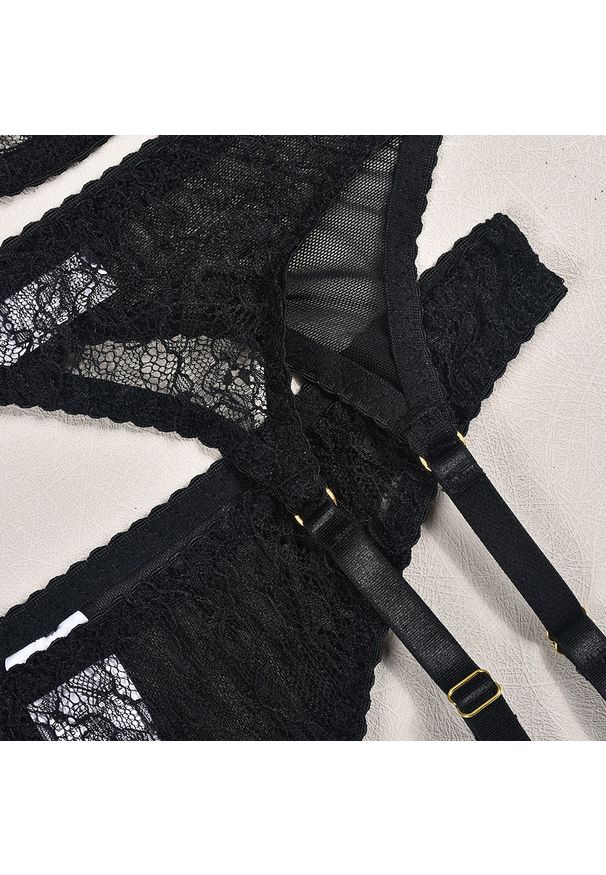 Intica - Zestaw bielizny z koronką elegancki i uwodzicielski Lefka. Kolor: czarny. Materiał: koronka. Wzór: koronka