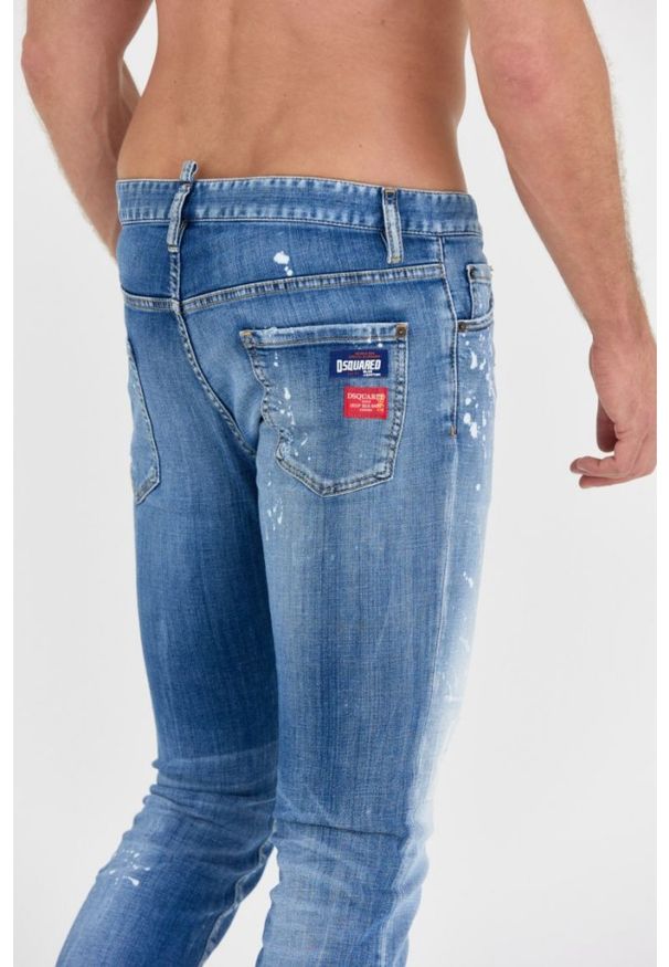 DSQUARED2 Niebieskie jeansy medium bleached spots wash cool guy. Kolor: niebieski