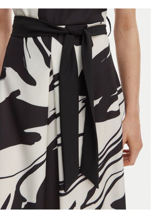 Rinascimento Sukienka koktajlowa CFC0020269002 Czarny Regular Fit. Kolor: czarny. Materiał: syntetyk. Styl: wizytowy