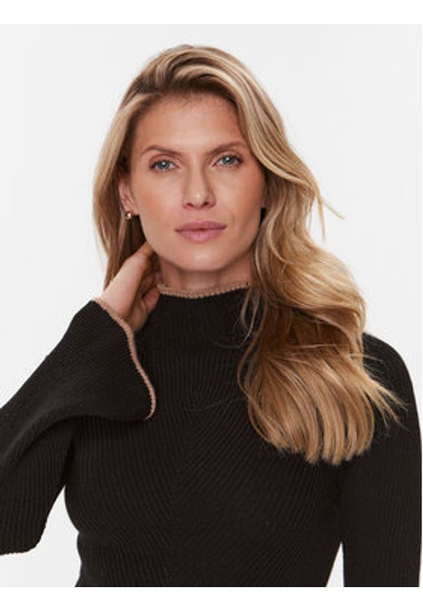 Guess Sukienka codzienna W3BK46 Z2WX0 Czarny Regular Fit. Okazja: na co dzień. Kolor: czarny. Materiał: syntetyk. Typ sukienki: proste. Styl: casual