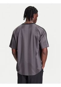Adidas - adidas T-Shirt adicolor Jacquard JW5880 Szary Loose Fit. Kolor: szary. Materiał: syntetyk #4