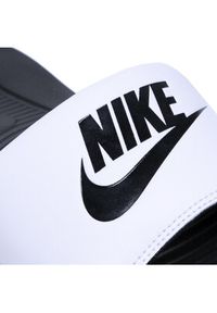 Nike Klapki Victori One Slide CN9675 005 Biały. Kolor: biały. Materiał: skóra