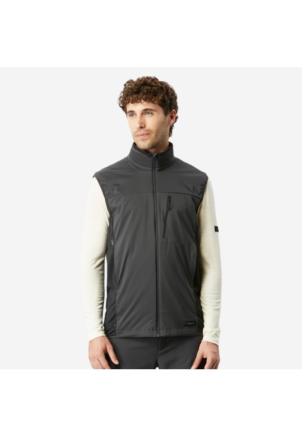 SIMOND - Kamizelka softshell trekkingowa męska Forclaz MT500. Kolor: czarny, szary, wielokolorowy. Materiał: softshell. Sport: turystyka piesza
