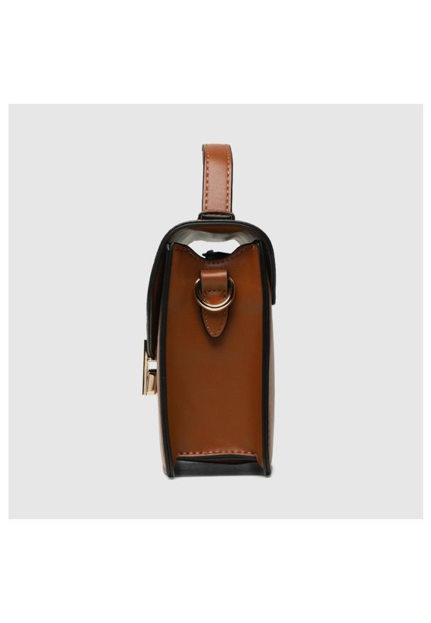 Valentino by Mario Valentino - VALENTINO Mały brązowy kuferek z logo carrie satchel. Kolor: brązowy