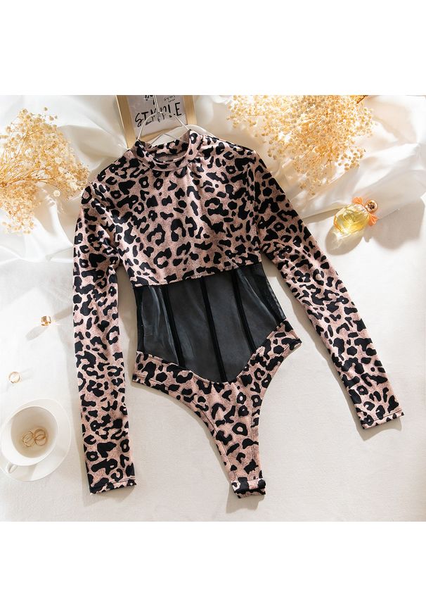 Intica - Body modelujące z elastycznego materiału na co dzień i okazje Hynda. Materiał: materiał