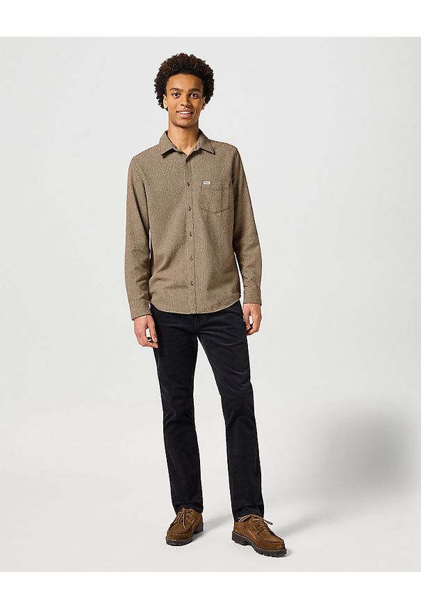 Wrangler - WRANGLER MĘSKIE SPODNIE SZTRUKSOWE GREENSBORO BLACK 112357406 W15Q013729