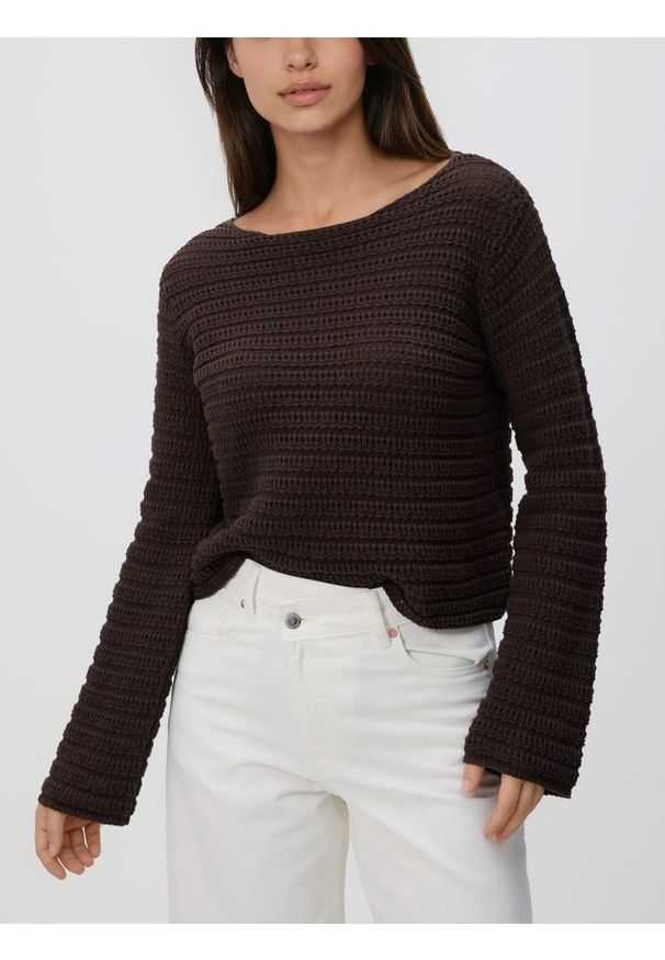 Reserved - Sweter z luźnym splotem - brązowy. Kolor: brązowy. Materiał: dzianina, bawełna. Wzór: ze splotem