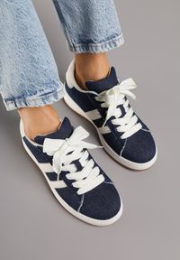 Renee - Granatowe Sneakersy Ozdobione Paskami Dolirenna. Okazja: na co dzień. Zapięcie: pasek. Kolor: niebieski. Materiał: jeans. Wzór: aplikacja #3