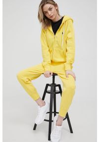 Polo Ralph Lauren spodnie dresowe damskie kolor żółty gładkie. Stan: podwyższony. Kolor: żółty. Materiał: dresówka. Wzór: gładki