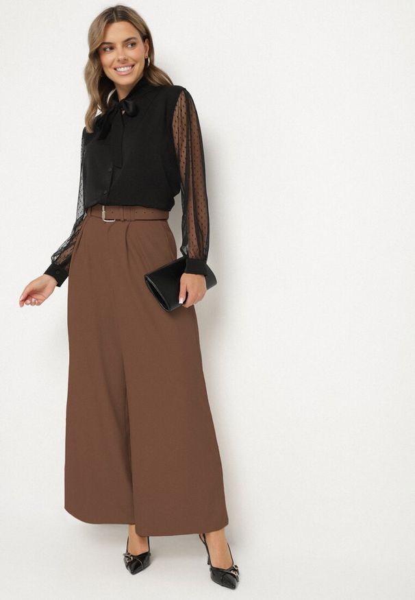 Born2be - Czarna Koszula z Siateczkowymi Rękawami i Wiązaniem Wennaris. Okazja: na spotkanie biznesowe. Kolor: czarny. Materiał: jeans. Styl: biznesowy, klasyczny