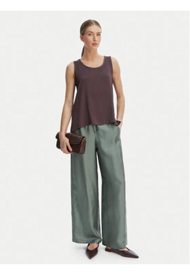 Marella Spodnie materiałowe Quiz 2613131105 Zielony Relaxed Fit. Kolor: zielony. Materiał: jedwab