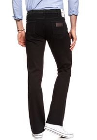 Wrangler - SPODNIE MĘSKIE WRANGLER JACKSVILLE BLACK W15BRXM80. Długość: długie. Wzór: aplikacja, jednolity. Sezon: lato. Styl: wizytowy, klasyczny #6
