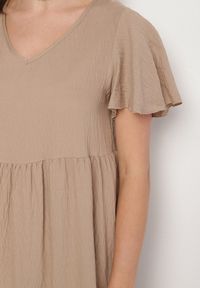 Born2be - Beżowa Wiskozowa Sukienka Rozkloszowana z Dekoltem V Natilenia. Okazja: na co dzień. Kolor: beżowy. Materiał: wiskoza. Styl: klasyczny, elegancki, casual #5