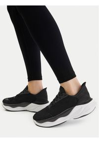 Clarks Sneakersy Clarks Pace. 26184715 Czarny. Kolor: czarny. Materiał: materiał #1