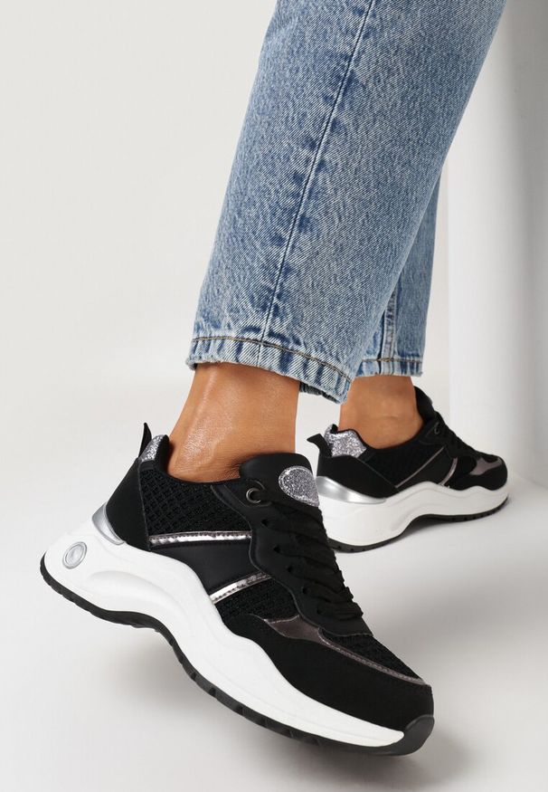 Born2be - Czarne Sneakersy na Płaskiej Podeszwie z Metalicznymi i Brokatowymi Wstawkami Acrila. Kolor: czarny. Sezon: jesień, wiosna. Obcas: na płaskiej podeszwie