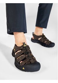 keen - Keen Sandały Newport 1001870 Brązowy. Kolor: brązowy. Materiał: nubuk, skóra #9