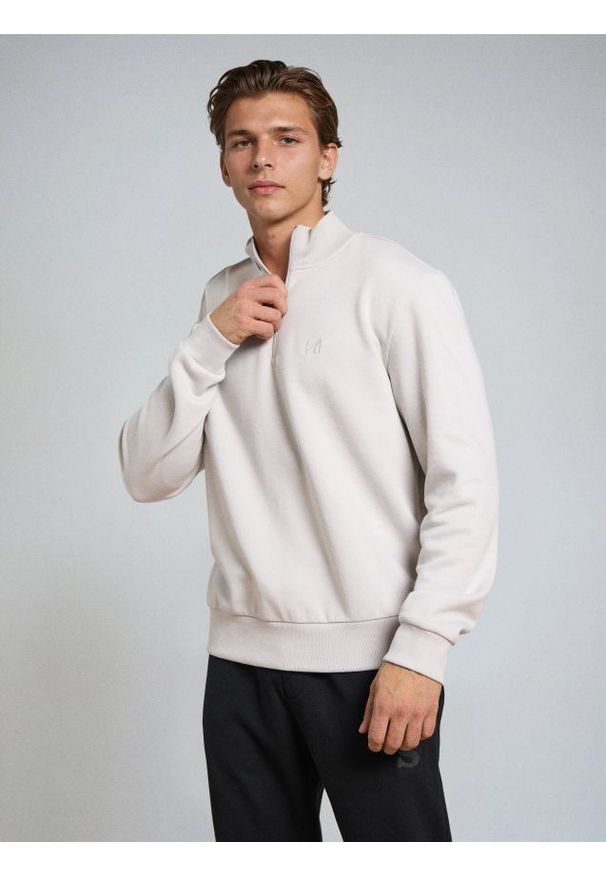 Sinsay - Bluza basic - kremowy. Kolor: kremowy