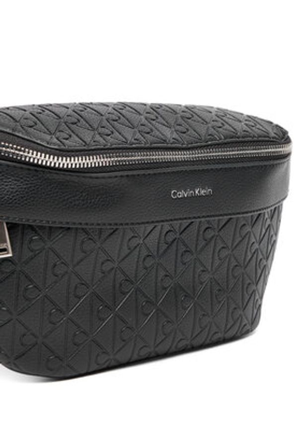Calvin Klein Saszetka nerka Emblem Emboss Waistbag LV04D3205G Czarny. Kolor: czarny. Materiał: skóra