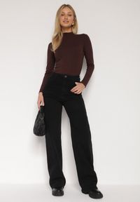 Born2be - Czarne Jeansy z Wiskozą o Szerokim Kroju z Wysokim Stanem Meviatea. Okazja: na co dzień. Stan: podwyższony. Kolekcja: plus size. Kolor: czarny. Styl: casual, klasyczny