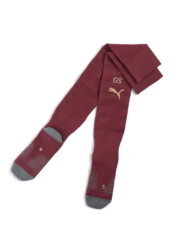 Puma - Męskie skarpety Galatasaray SK 25/26 PUMA Team Regal Red Matte Gold Beige. Kolor: czerwony, wielokolorowy, beżowy. Materiał: prążkowany. Sport: bieganie, piłka nożna