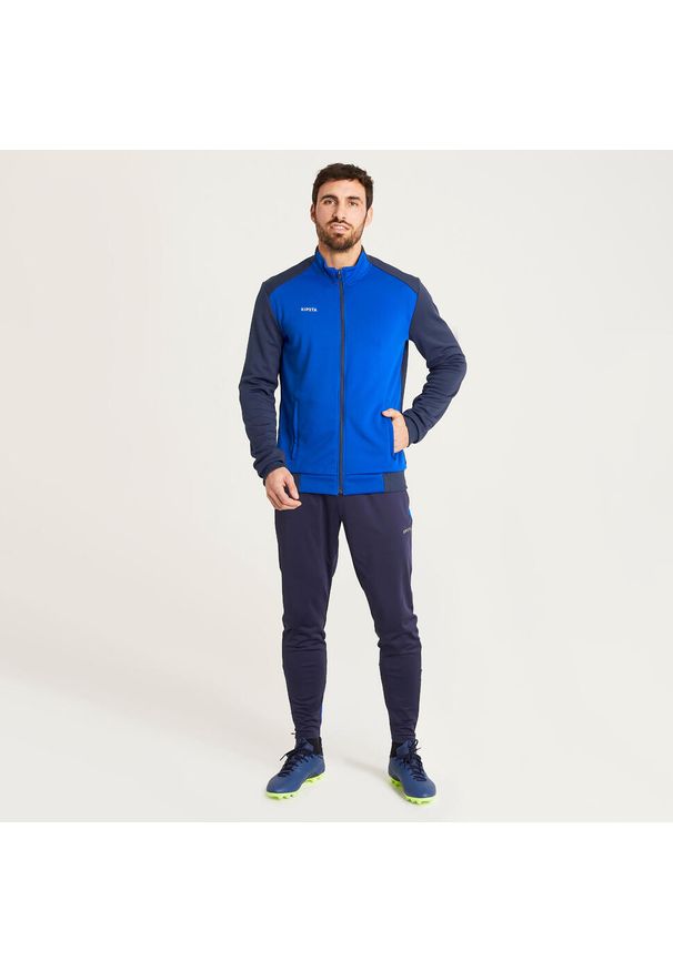 KIPSTA - Bluza piłkarska Kipsta Essential treningowa. Typ kołnierza: komin. Kolor: niebieski. Materiał: tkanina, prążkowany, poliester, materiał, elastan. Sport: fitness, piłka nożna