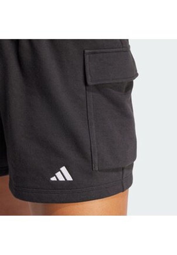 Adidas - adidas Szorty sportowe Essentials Small Logo French Terry Cargo JD9944 Czarny Loose Fit. Kolor: czarny. Materiał: syntetyk