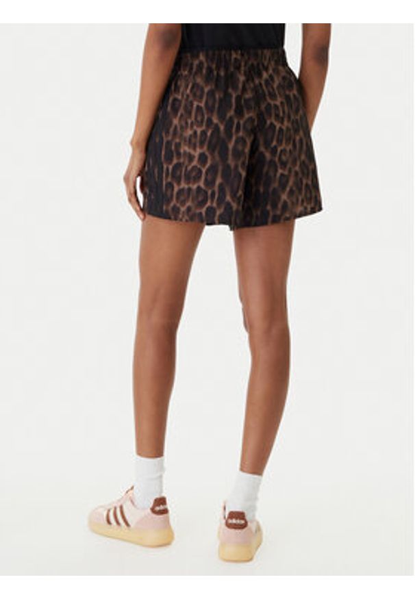 Adidas - adidas Szorty sportowe Workout Essentials Leopard Woven JZ4935 Brązowy Regular Fit. Kolor: brązowy. Materiał: syntetyk