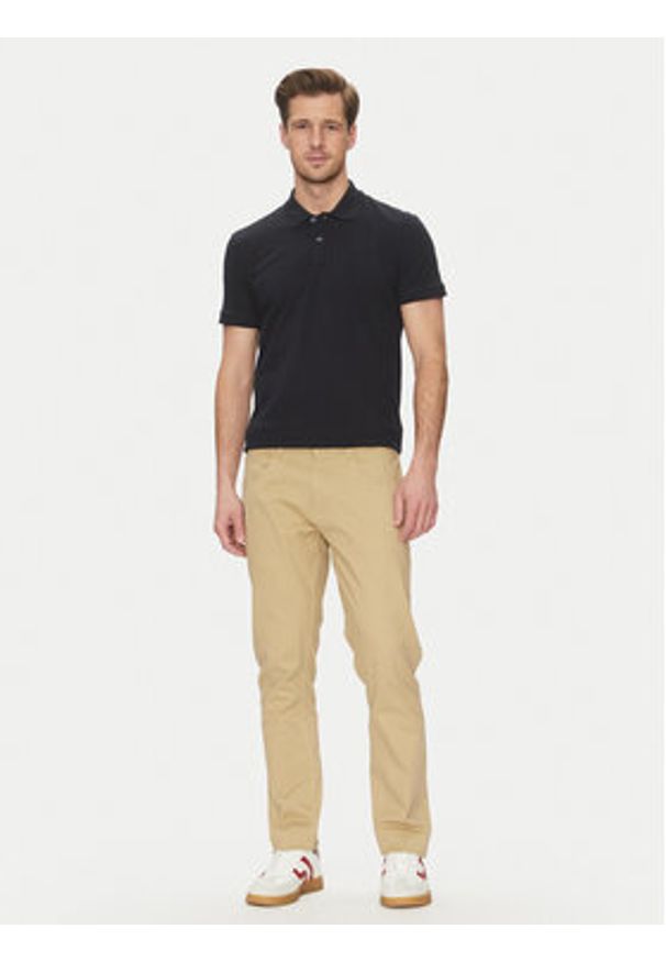 Blend Polo 20717857 Czarny Regular Fit. Typ kołnierza: polo. Kolor: czarny. Materiał: bawełna