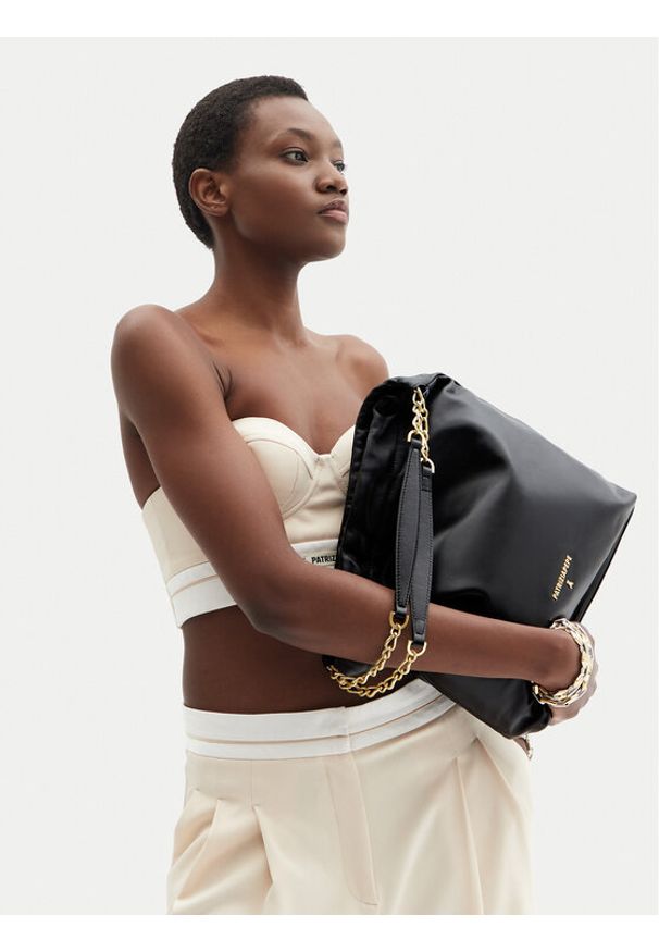 Patrizia Pepe Torebka 2B0136/L113 Czarny. Kolor: czarny. Materiał: skórzane