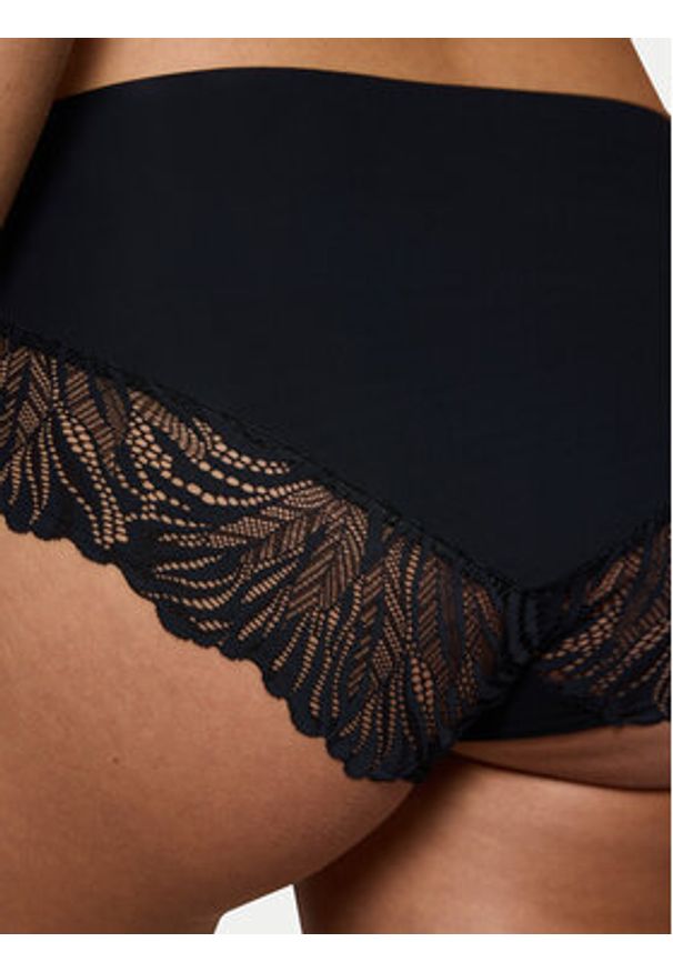 Triumph Figi klasyczne z wysokim stanem Pretty 10222227 Czarny. Stan: podwyższony. Kolor: czarny. Materiał: syntetyk