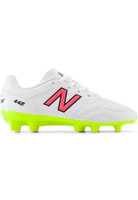 Korki dziecięce New Balance 442 ACADEMY JNR FG V2 JS43FWH2 – białe. Kolor: biały. Materiał: materiał, syntetyk. Szerokość cholewki: normalna. Sport: piłka nożna