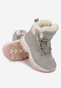 Born2be - Jasnoszare Płaskie Botki Trekkingowe Ozdobione Tłoczeniem i Sznurowaniem Lorista. Okazja: na co dzień. Kolor: szary. Materiał: jeans. Wzór: aplikacja. Styl: młodzieżowy, casual, elegancki #3