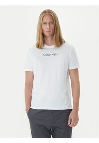 Calvin Klein T-Shirt Logo 30s LV04LD230G Biały Relaxed Fit. Kolor: biały. Materiał: bawełna
